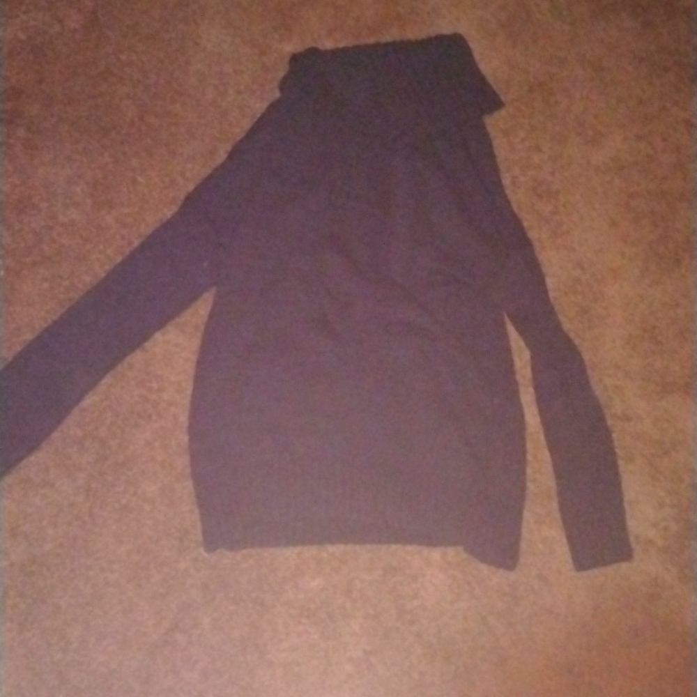 Old Navy sweater
